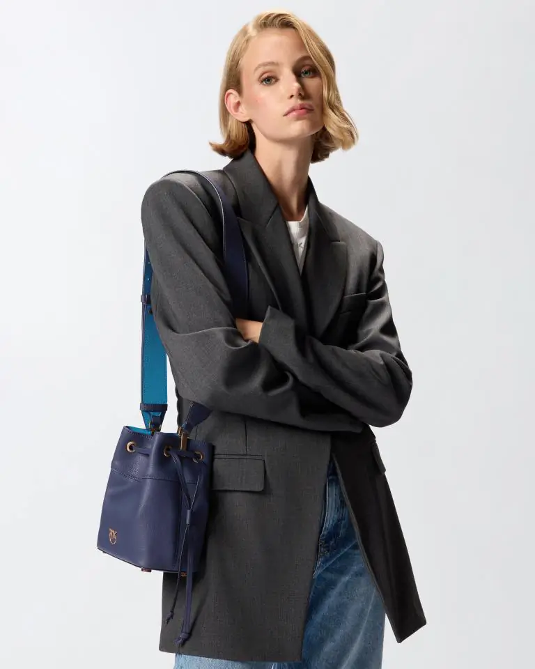 104303A2JZ-EE2Q-AA01