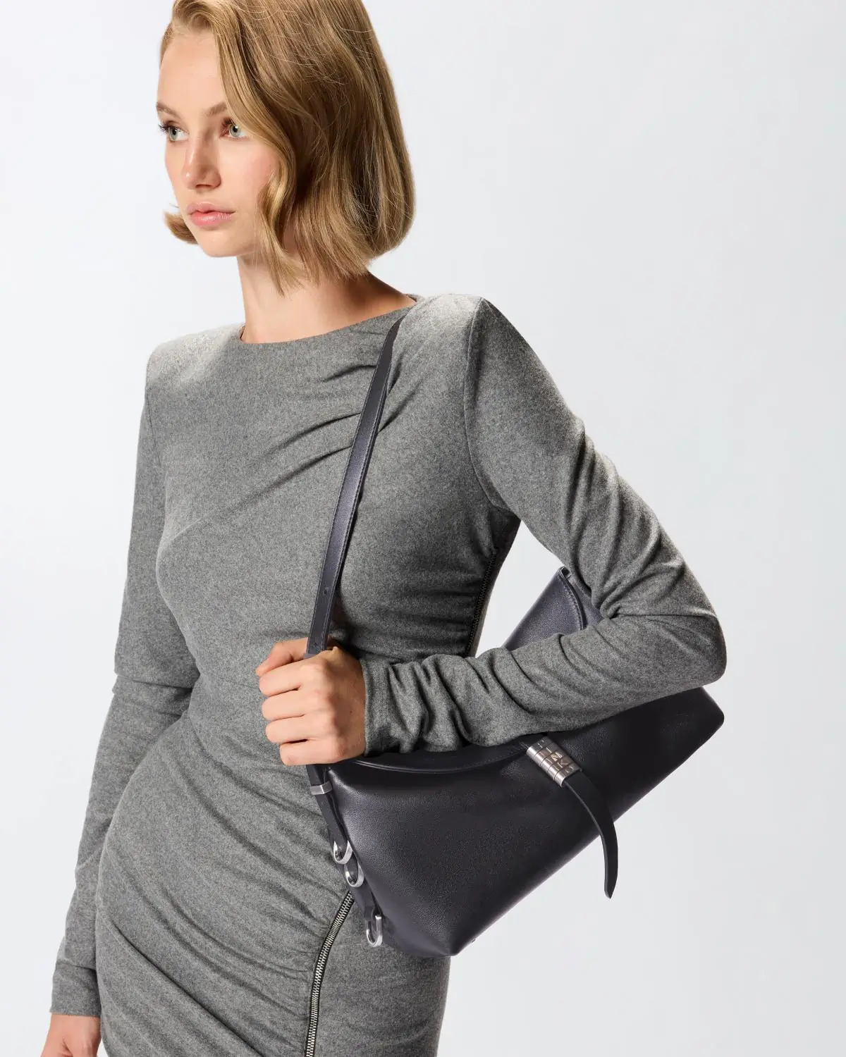 105049A1ZX-Z99E-AA01