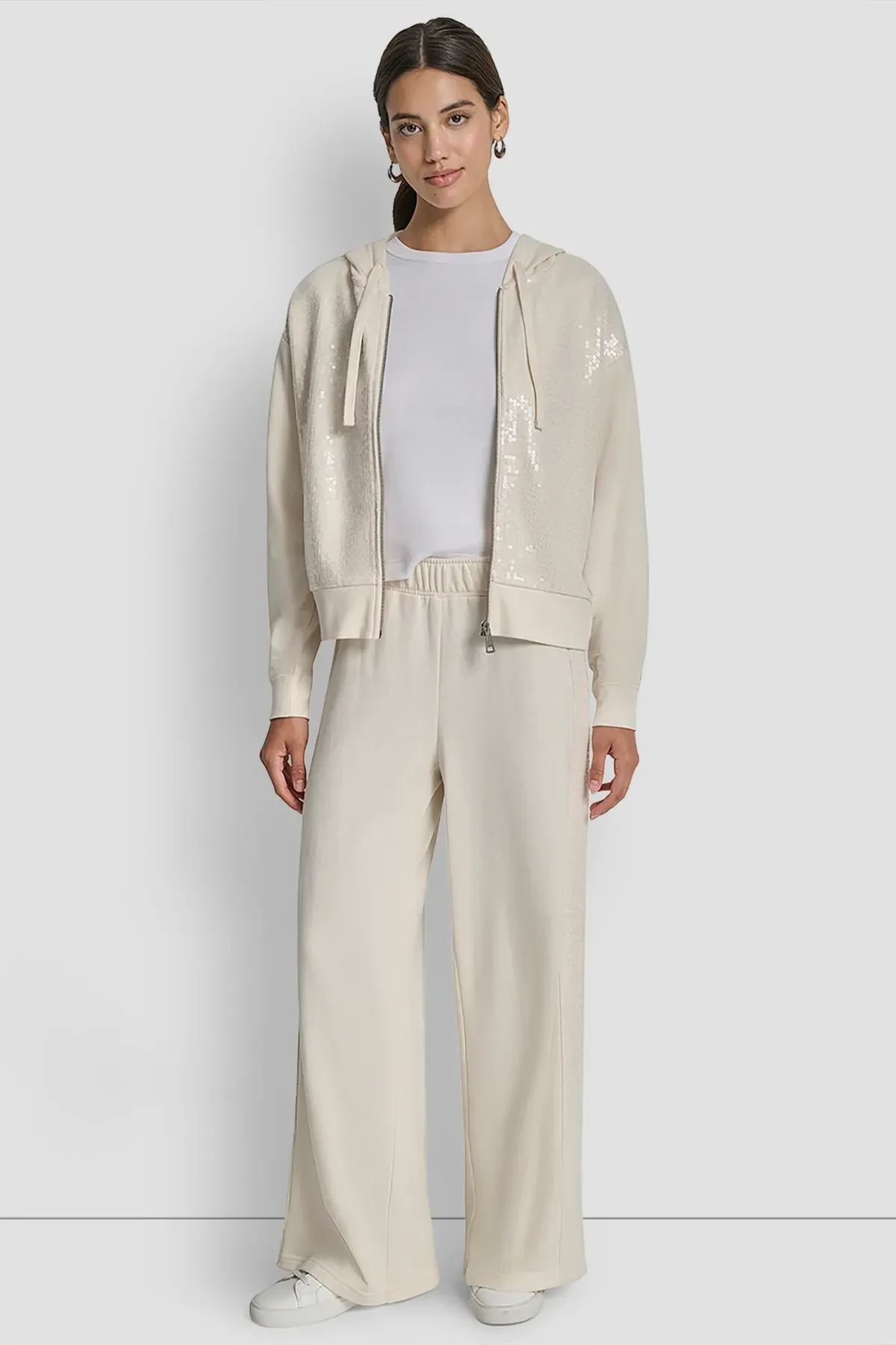 DKNYDJ16825_10_DJ6P3115_EN2_ALT2