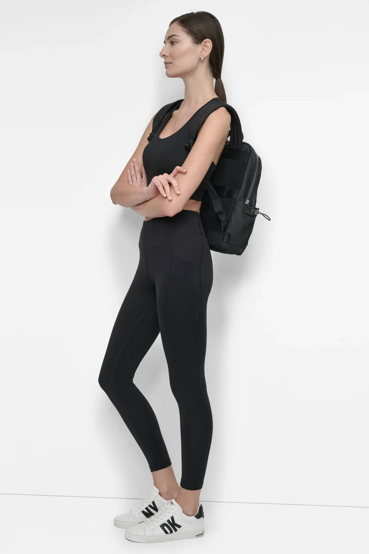 DKNYDP23724_119A_DP5P3555_BLK_RETAILa