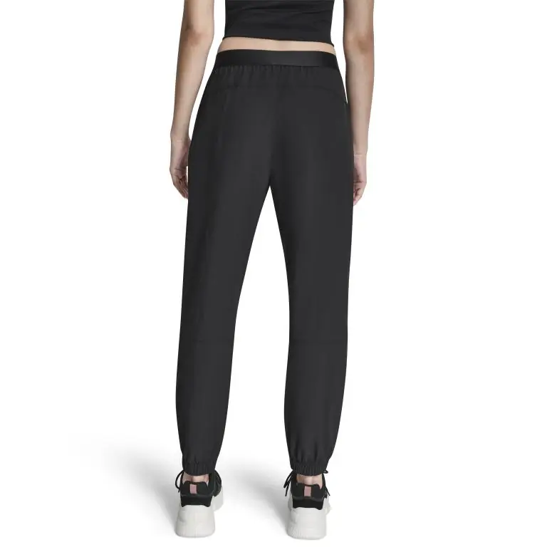 DKNYDP20025_44_DP6P3644_BLK_B