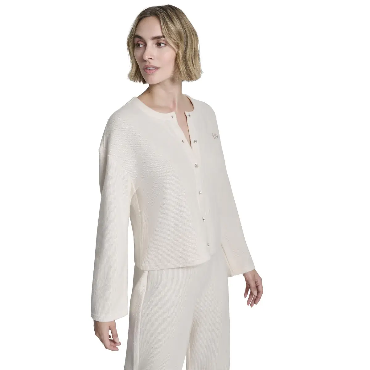 DKNYDJ19425_6_DJ6J6121_EN2_S