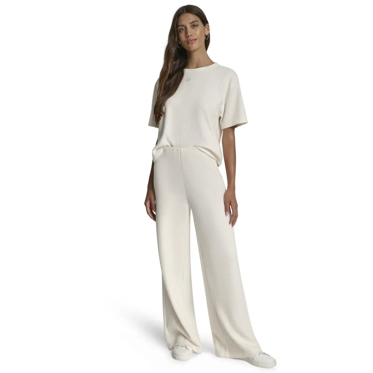 DKNYDJ17825_28_DJ6P3116_EN2_ALT1