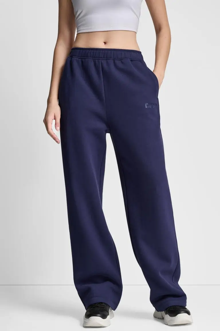 DKNYDP20025_35R_DP6P3795_PCT_RETAILd