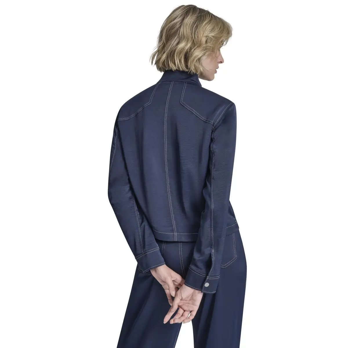 DKNYDW20425_32_P5KC7D24_GDX_B