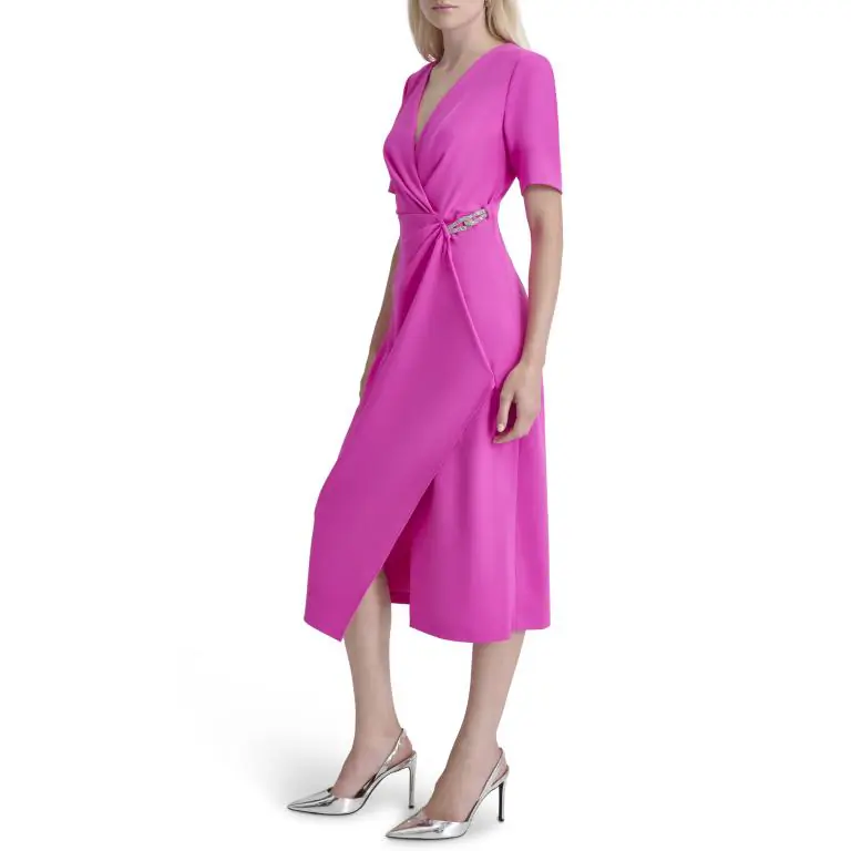 DKNYDD17624_33_DD4H1B66_673_Sa