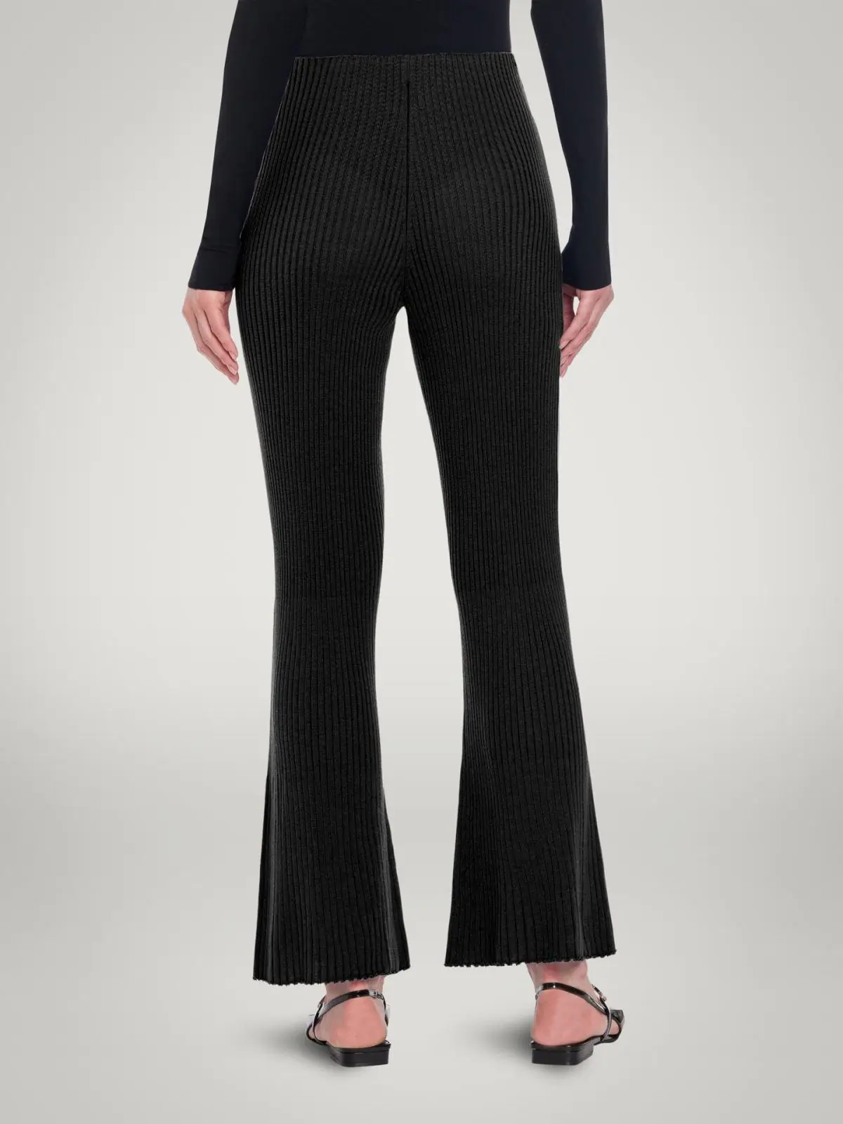 52951_7005_100_004_B_X_B2BL