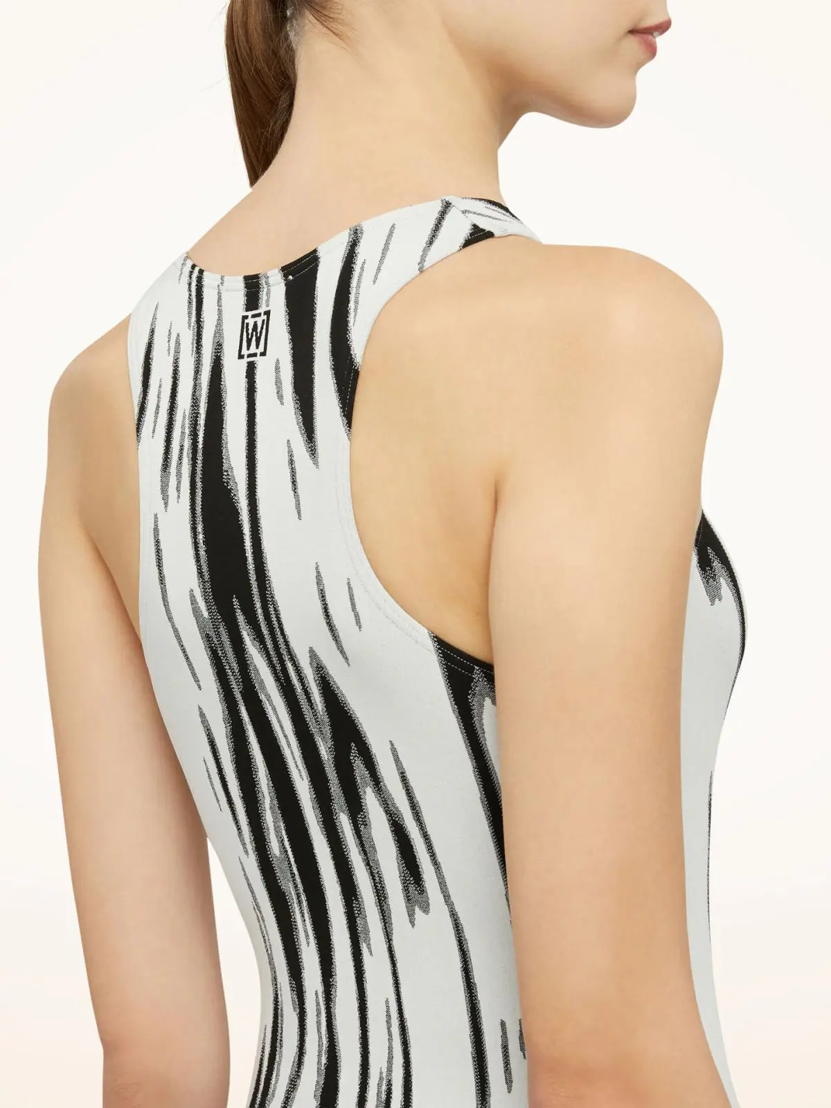 77108_8222_100_003_B_X_B2BL