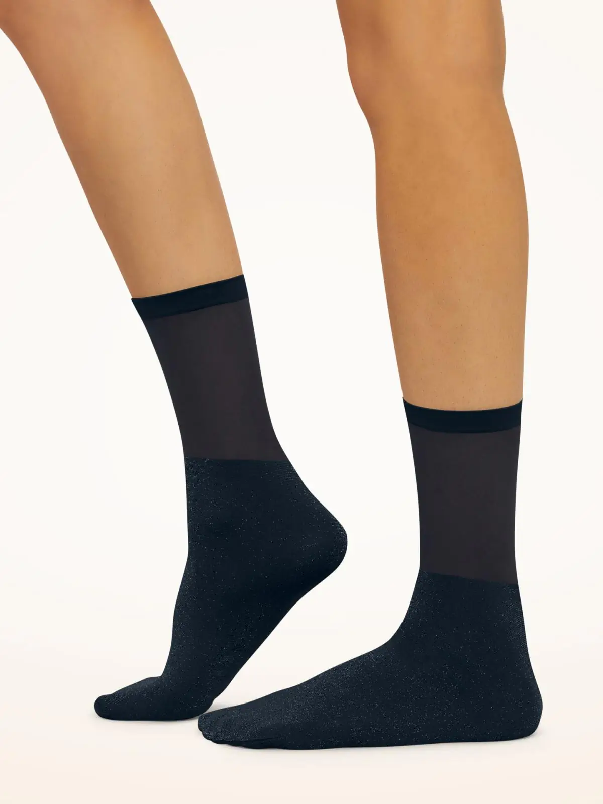 48090_9836_100_001_B_X_B2BL