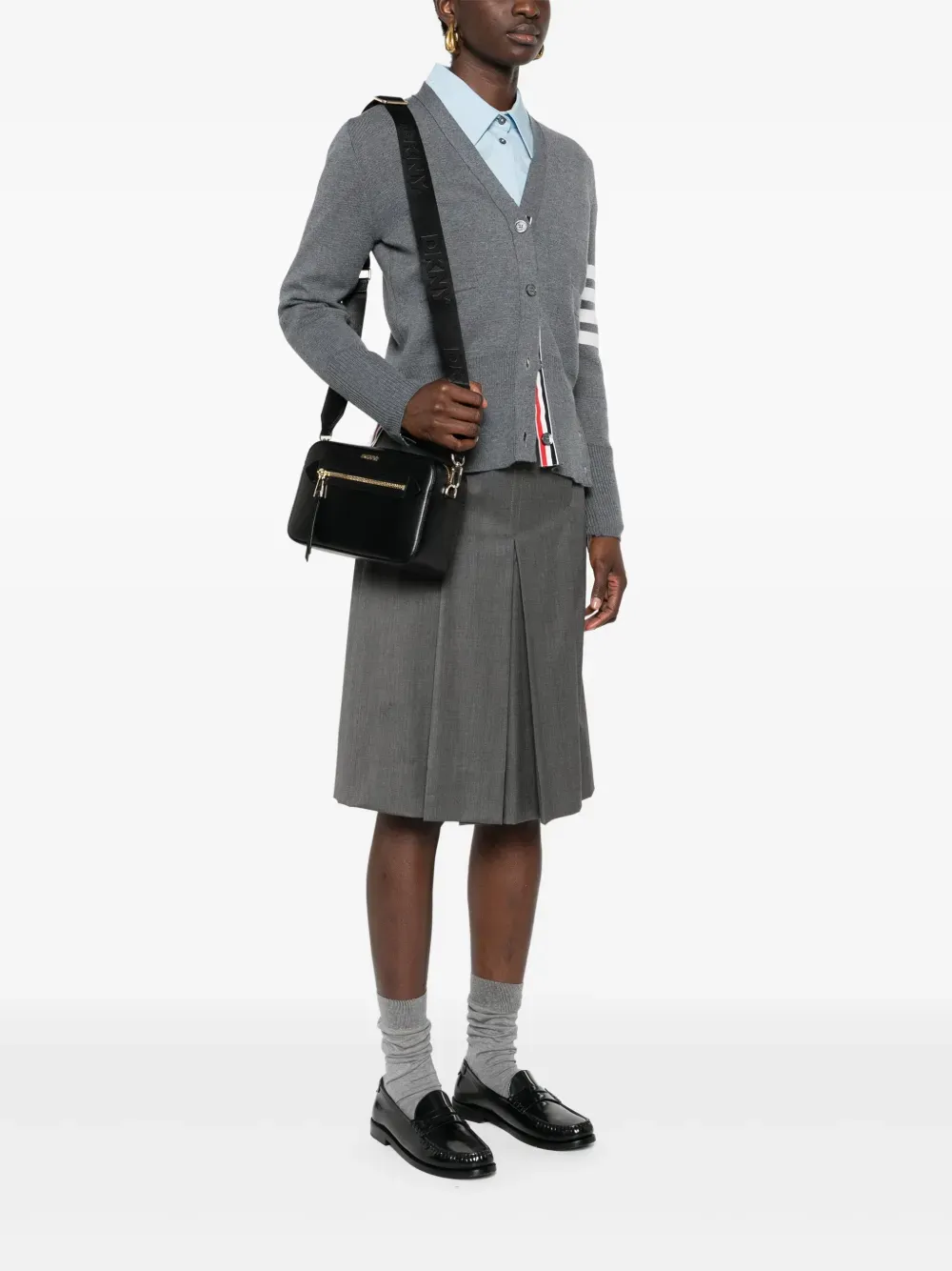 23921124_54060814_1000