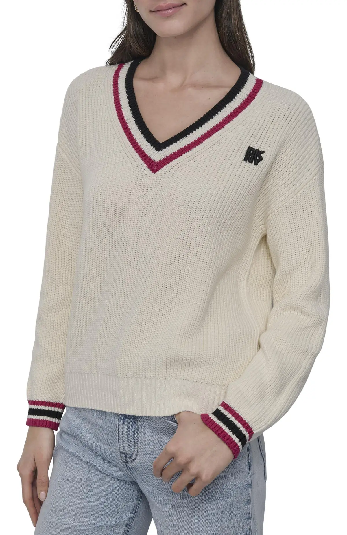 DKNYDJ03925_9_DJ5R0730_ENC_Fb