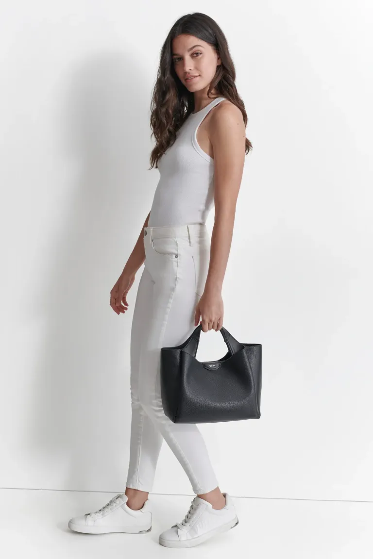 DKNYDH07624_132_R43DYG33_BSV_MANb